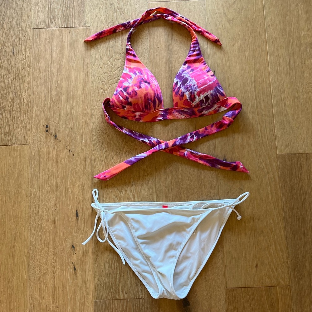 Victoria’s Secret swimsuit bikini tie-dye pink and white